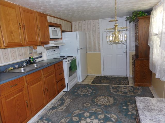 1221 Orchard Hill Drive, Miamisburg, OH 45342