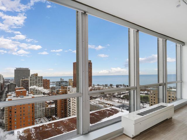 340 W Diversey Parkway 2616, Chicago, IL 60657