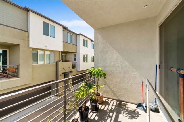 1570 Topeka Avenue 8, Placentia, CA 92870