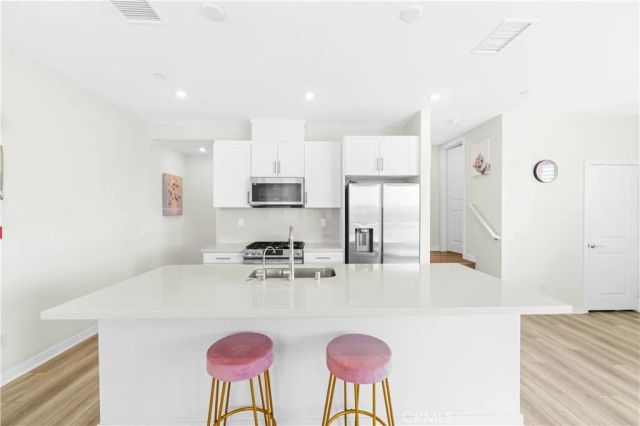 1570 Topeka Avenue 8, Placentia, CA 92870