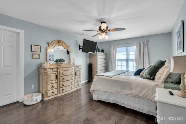 375 Kildare Drive, Toms River, NJ 08753