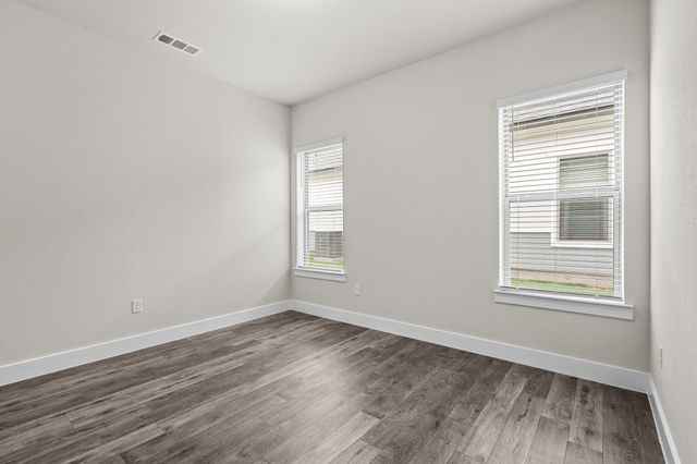 3284 Ganzer Road W 1107A, Denton, TX 76207