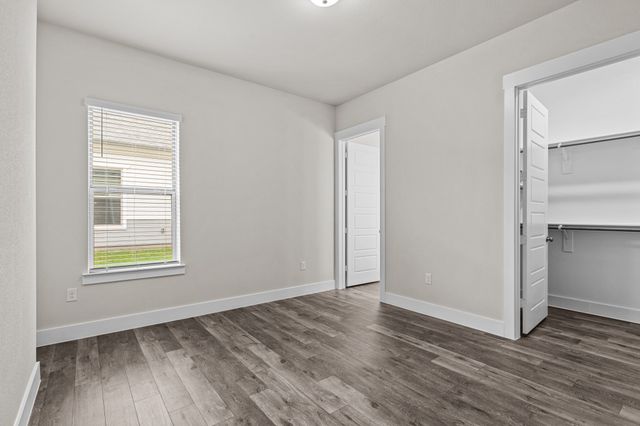 3284 Ganzer Road W 1107A, Denton, TX 76207