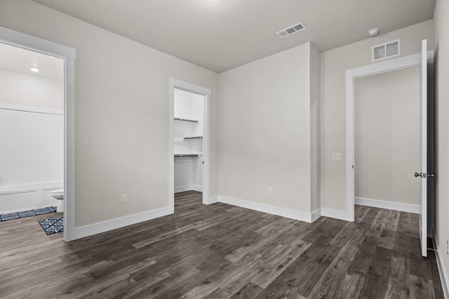 3284 Ganzer Road W 1107A, Denton, TX 76207