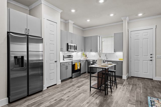 3284 Ganzer Road W 1107A, Denton, TX 76207