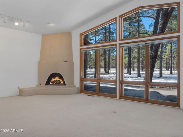 7950 KOCH FIELD Road, Flagstaff, AZ 86004