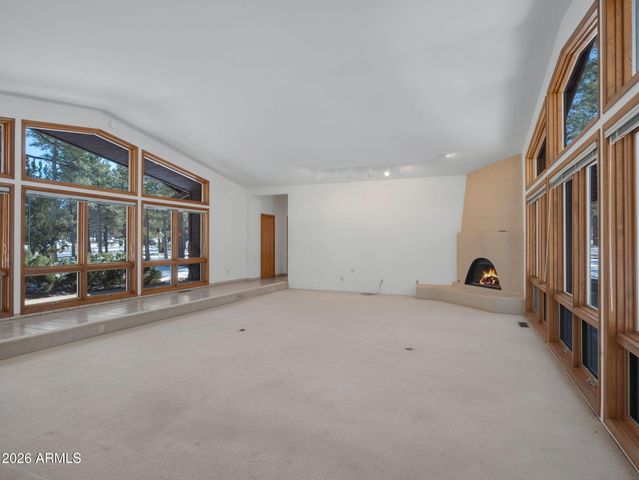 7950 KOCH FIELD Road, Flagstaff, AZ 86004