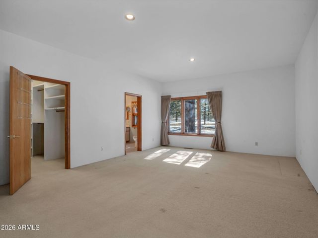 7950 KOCH FIELD Road, Flagstaff, AZ 86004