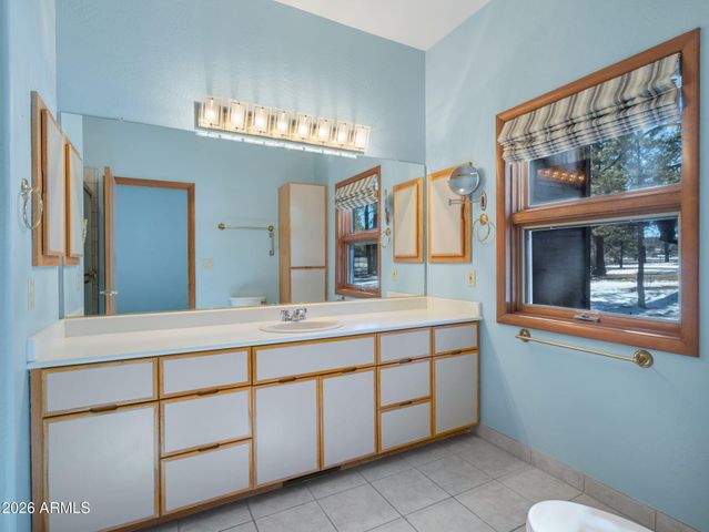 7950 KOCH FIELD Road, Flagstaff, AZ 86004