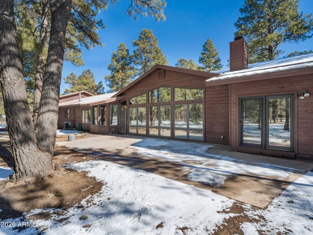 7950 KOCH FIELD Road, Flagstaff, AZ 86004