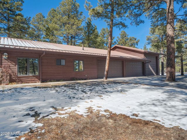 7950 KOCH FIELD Road, Flagstaff, AZ 86004