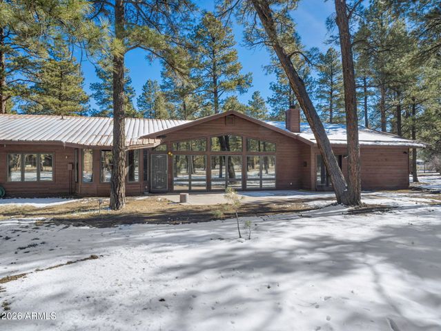 7950 KOCH FIELD Road, Flagstaff, AZ 86004