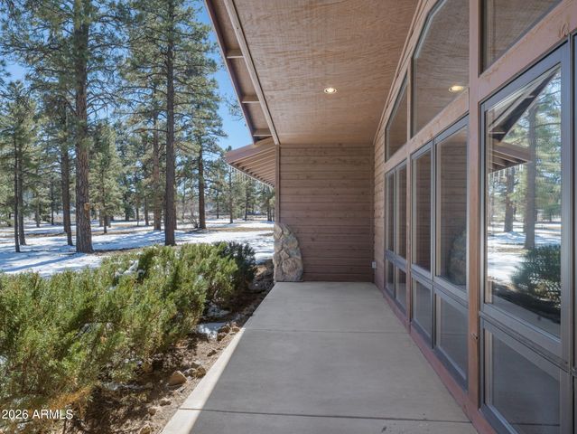 7950 KOCH FIELD Road, Flagstaff, AZ 86004