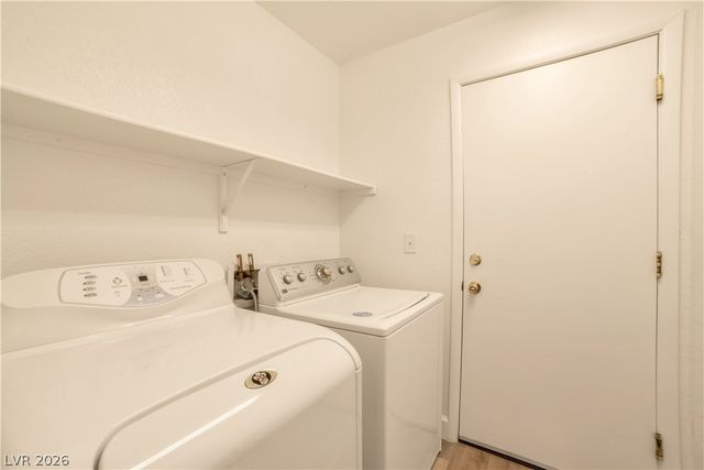 10274 Chigoza Pine Avenue, Las Vegas, NV 89135