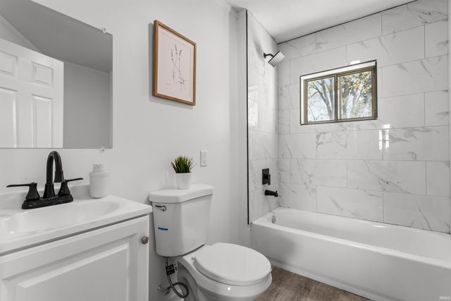 1616 Columbus Boulevard, Kokomo, IN 46901