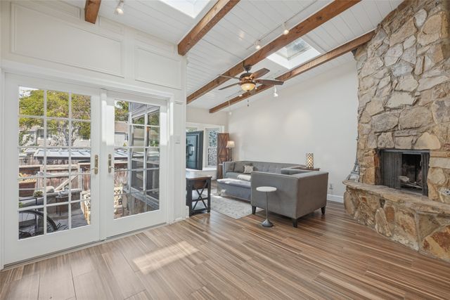 7621 Woodthrush Drive 18, Dallas, TX 75230