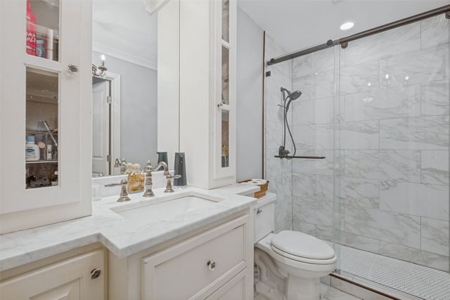 7621 Woodthrush Drive 18, Dallas, TX 75230
