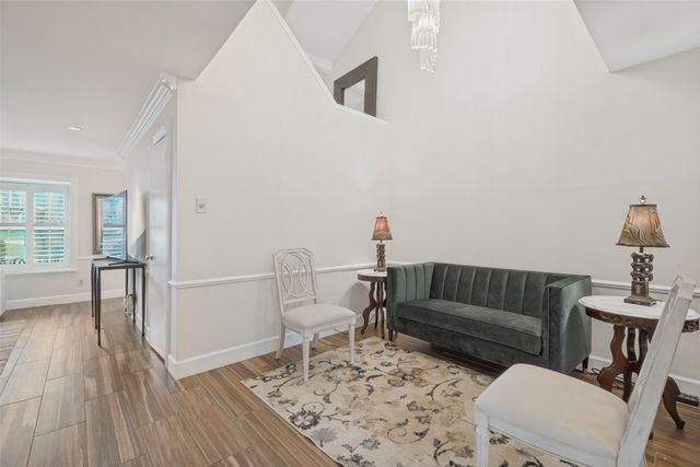 7621 Woodthrush Drive 18, Dallas, TX 75230