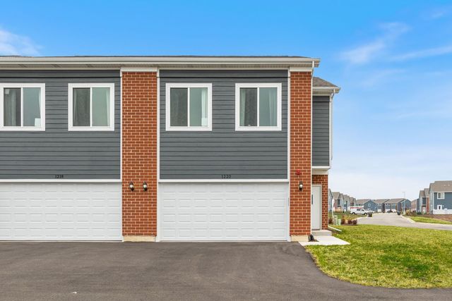 1243 Gillespie Lane, Yorkville, IL 60560