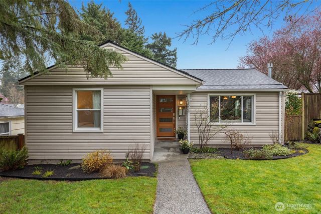 3854 48th Avenue SW, Seattle, WA 98116