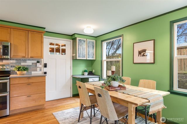 3854 48th Avenue SW, Seattle, WA 98116