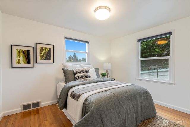 3854 48th Avenue SW, Seattle, WA 98116