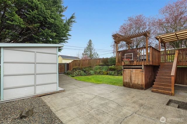 3854 48th Avenue SW, Seattle, WA 98116