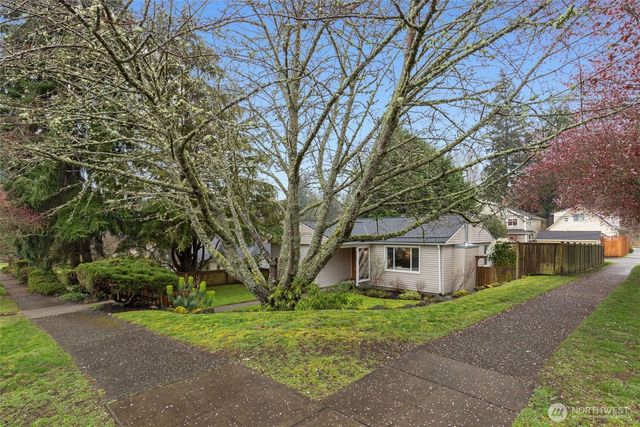 3854 48th Avenue SW, Seattle, WA 98116