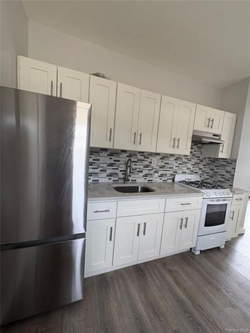 52-25 Van Dam Street 2, Long Island City, NY 11101