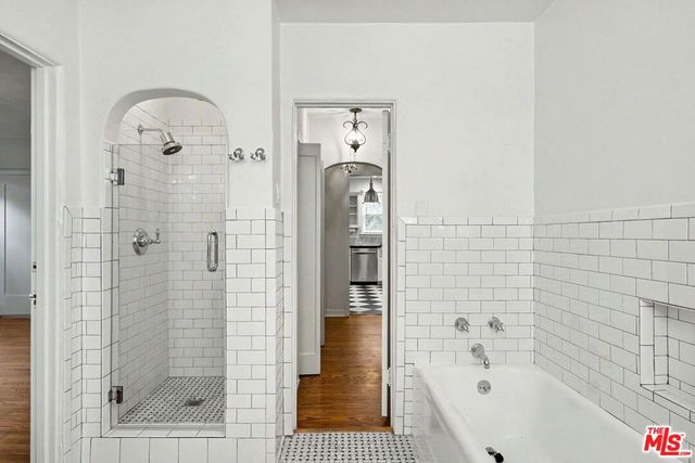 1262 S Burnside Avenue, Los Angeles, CA 90019