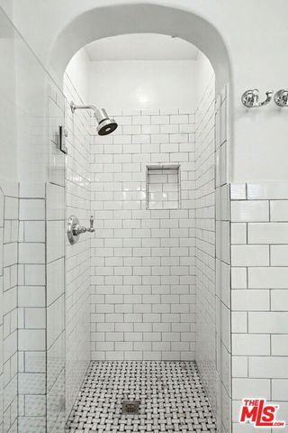 1262 S Burnside Avenue, Los Angeles, CA 90019