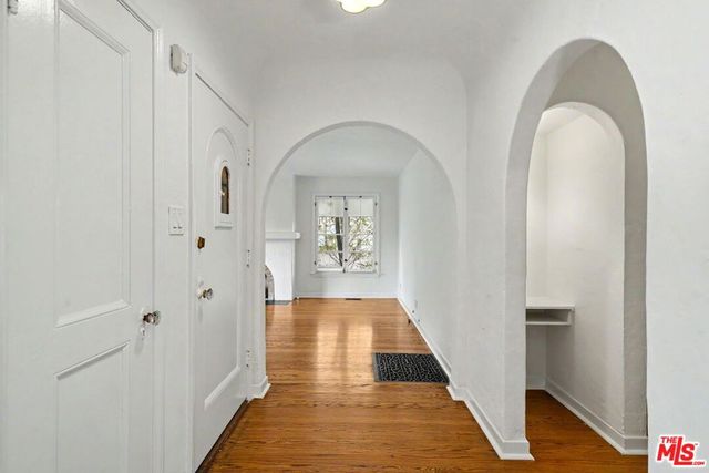1262 S Burnside Avenue, Los Angeles, CA 90019