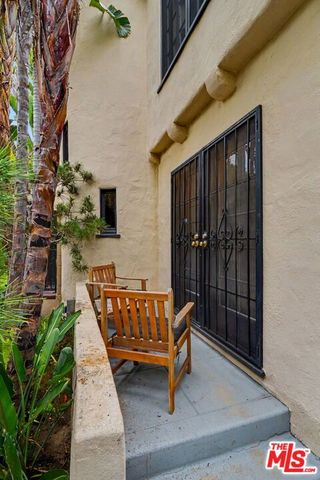 1262 S Burnside Avenue, Los Angeles, CA 90019