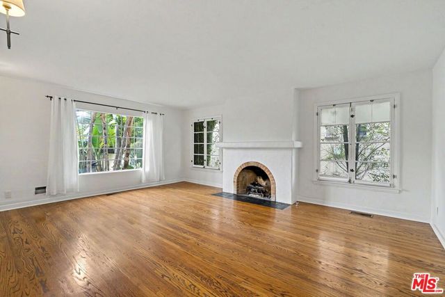 1262 S Burnside Avenue, Los Angeles, CA 90019