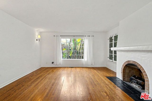 1262 S Burnside Avenue, Los Angeles, CA 90019