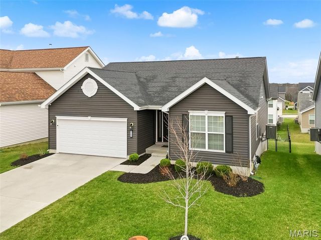 143 Prairie Wind Drive, Wentzville, MO 63385