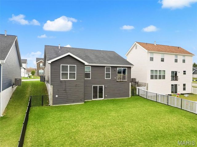 143 Prairie Wind Drive, Wentzville, MO 63385