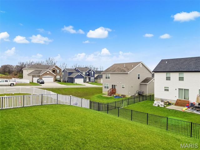 143 Prairie Wind Drive, Wentzville, MO 63385