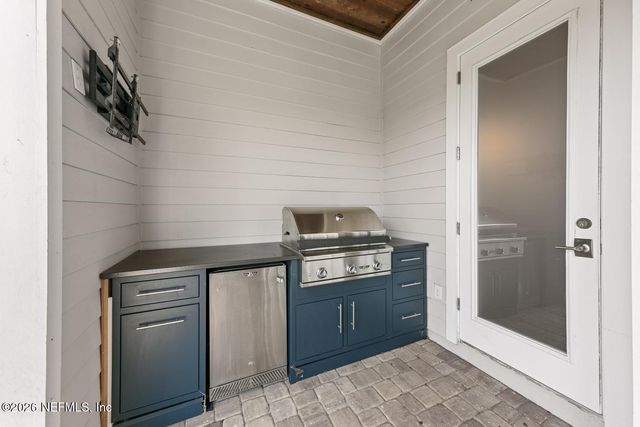 69 RUM RUNNER Way, St. Johns, FL 32259