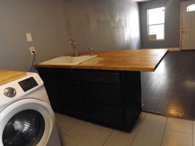 8282 Park Place Boulevard G2, Houston, TX 77017