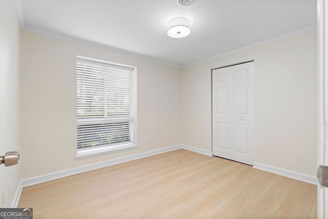 10630 Worthington Hills Manor, Roswell, GA 30076