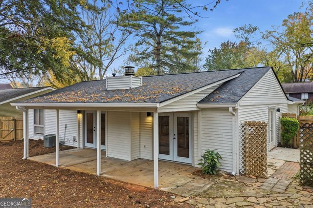 10630 Worthington Hills Manor, Roswell, GA 30076