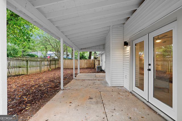 10630 Worthington Hills Manor, Roswell, GA 30076