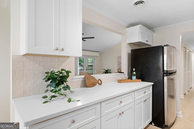 10630 Worthington Hills Manor, Roswell, GA 30076