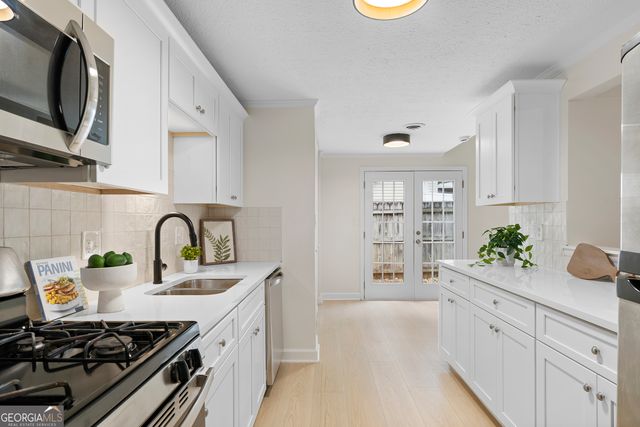 10630 Worthington Hills Manor, Roswell, GA 30076