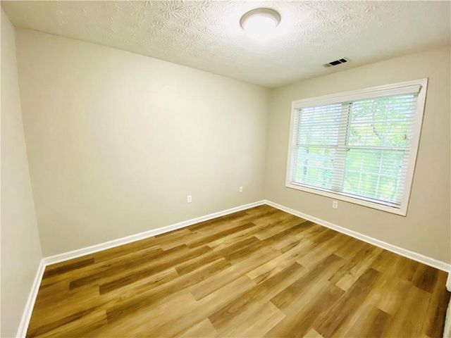 4090 Riversong Drive, Suwanee, GA 30024