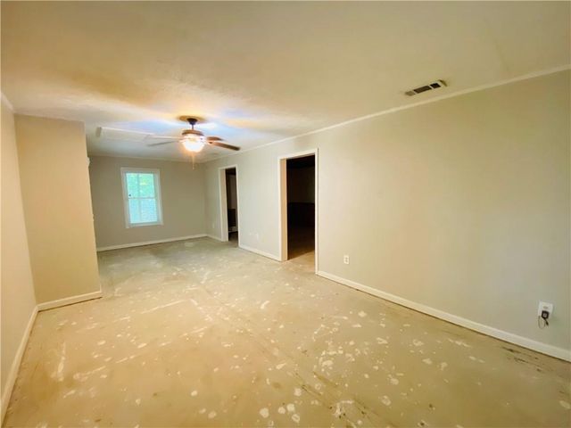 4090 Riversong Drive, Suwanee, GA 30024