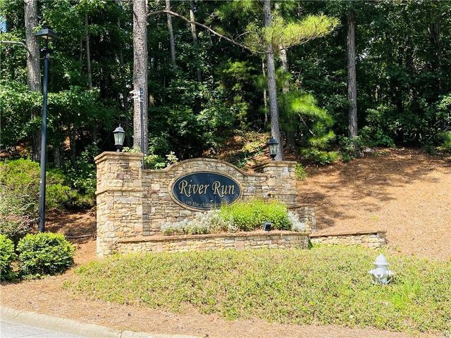 4090 Riversong Drive, Suwanee, GA 30024