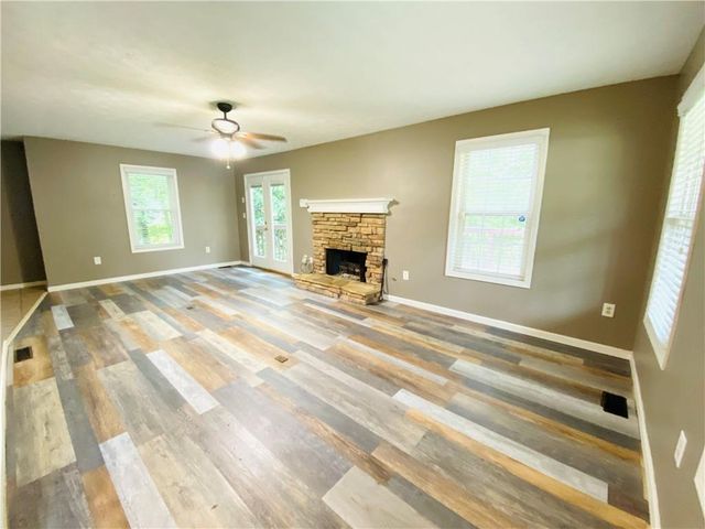 4090 Riversong Drive, Suwanee, GA 30024