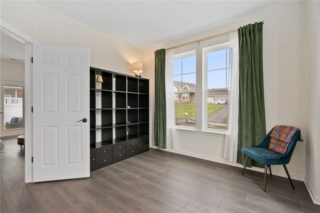151 Village Ln, Finleyville, PA 15332